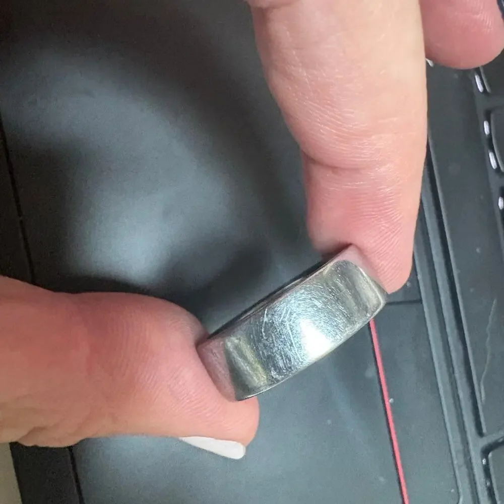 Oura Ring 4 - Size 9 Silver